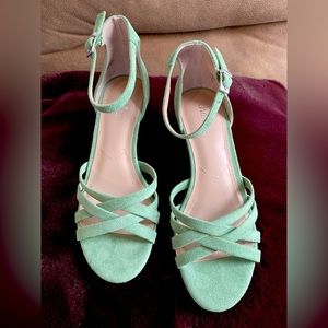 CHARLES Womens Green Stretch Strappy Open Toe Wedge Buckle Dress Sandals